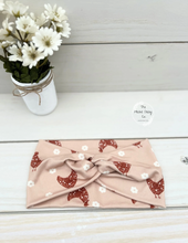 Load image into Gallery viewer, Chicken Daisies Front Knot Headband