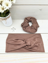 Load image into Gallery viewer, Espresso Front Knot Headband