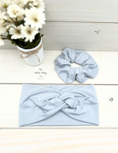 Load image into Gallery viewer, Gray Front Knot Headband