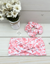Load image into Gallery viewer, Antique Pink Roses Front Knot Headband
