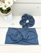 Load image into Gallery viewer, Charcoal Front Knot Headband