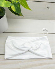 Load image into Gallery viewer, Ivory Front Knot Headband