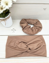 Load image into Gallery viewer, Hazelnut Front Knot Headband