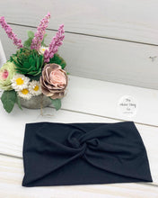 Load image into Gallery viewer, Black Front Knot Headband