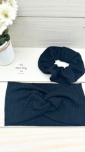 Load image into Gallery viewer, Black Waffle Knit Front Knot Headband