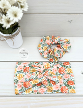 Load image into Gallery viewer, Stamped Floral Scrunchie
