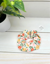 Load image into Gallery viewer, Stamped Floral Scrunchie
