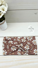 Load image into Gallery viewer, Ribbed Brown Daisies and Leaves Front Knot Headband
