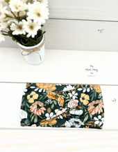 Load image into Gallery viewer, Dark Boho Flowers Front Knot Headband
