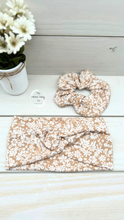 Load image into Gallery viewer, Ribbed Beige White Floral Scrunchie
