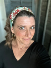Load image into Gallery viewer, Vintage Teal Blooms Front Knot Headband
