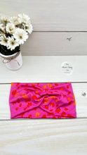 Load image into Gallery viewer, Hot Pink Leopard Front Knot Headband
