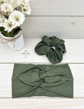 Load image into Gallery viewer, Olive Scrunchie
