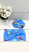 Load image into Gallery viewer, Bright Blue Floral Front Knot Headband
