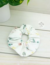 Load image into Gallery viewer, Pastel Watercolor Floral Front Knot Scrunchie
