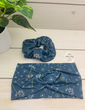 Load image into Gallery viewer, Blue Dandelion Front Knot Headband
