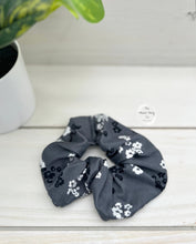 Load image into Gallery viewer, Black and White Flowers on Charcoal Scrunchie
