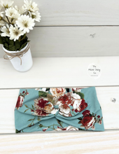 Load image into Gallery viewer, Vintage Teal Blooms Front Knot Headband
