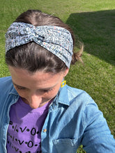 Load image into Gallery viewer, Friends Front Knot Headband
