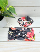 Load image into Gallery viewer, Wildflowers on Black Front Knot Headband
