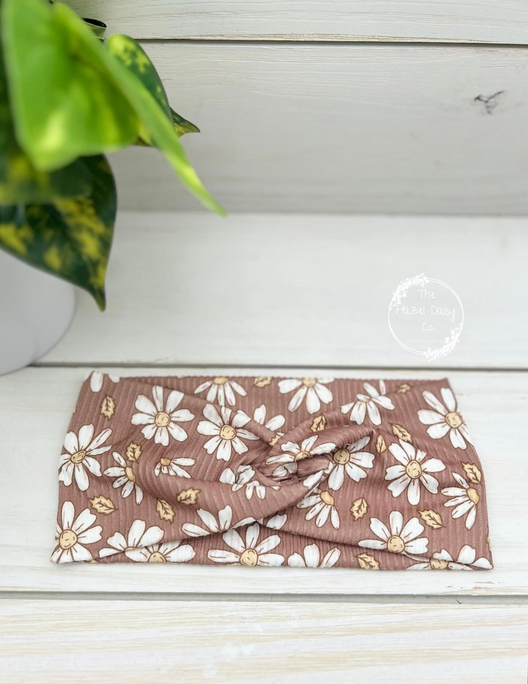 Ribbed Mocha Daisies Front Knot Headband