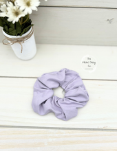 Load image into Gallery viewer, Lavender Scrunchie

