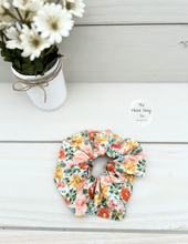 Load image into Gallery viewer, Stamped Floral Scrunchie
