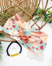 Load image into Gallery viewer, Sunshine Flowers Patchwork Front Knot Headband
