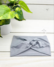 Load image into Gallery viewer, Gray Front Knot Headband
