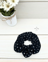 Load image into Gallery viewer, Black Daisies Scrunchie
