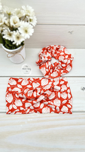 Load image into Gallery viewer, Strawberries Scrunchie
