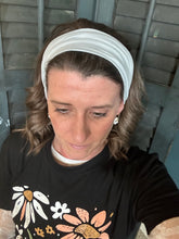 Load image into Gallery viewer, Gray Front Knot Headband
