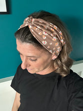 Load image into Gallery viewer, Ribbed Brown Fall Daisies Front Knot Headband
