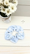 Load image into Gallery viewer, Vintage Geese on Blue Scrunchie
