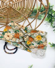 Load image into Gallery viewer, Retro Fall Daisies Front Knot Headband
