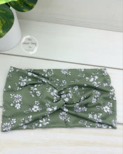 Load image into Gallery viewer, Olive Floral Front Knot Headband
