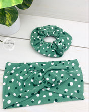 Load image into Gallery viewer, Green Dots Front Knot Headband
