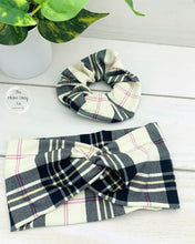 Load image into Gallery viewer, Cream Plaid Scrunchie
