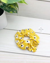 Load image into Gallery viewer, Mustard Flowers Scrunchie

