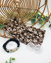 Load image into Gallery viewer, Mocha Flowers Front Knot Headband
