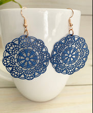 Load image into Gallery viewer, Navy Doilies Earrings
