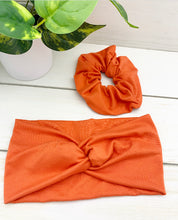 Load image into Gallery viewer, Orange Front Knot Headband
