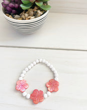 Load image into Gallery viewer, Hawaiian Flowers Diffuser Bracelet
