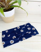 Load image into Gallery viewer, Daisies on Navy Front Knot Headband
