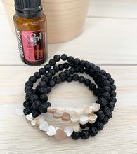 Load image into Gallery viewer, Tiny Hearts Diffuser Bracelet
