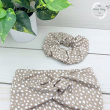 Load image into Gallery viewer, Latte Dots Front Knot Headband
